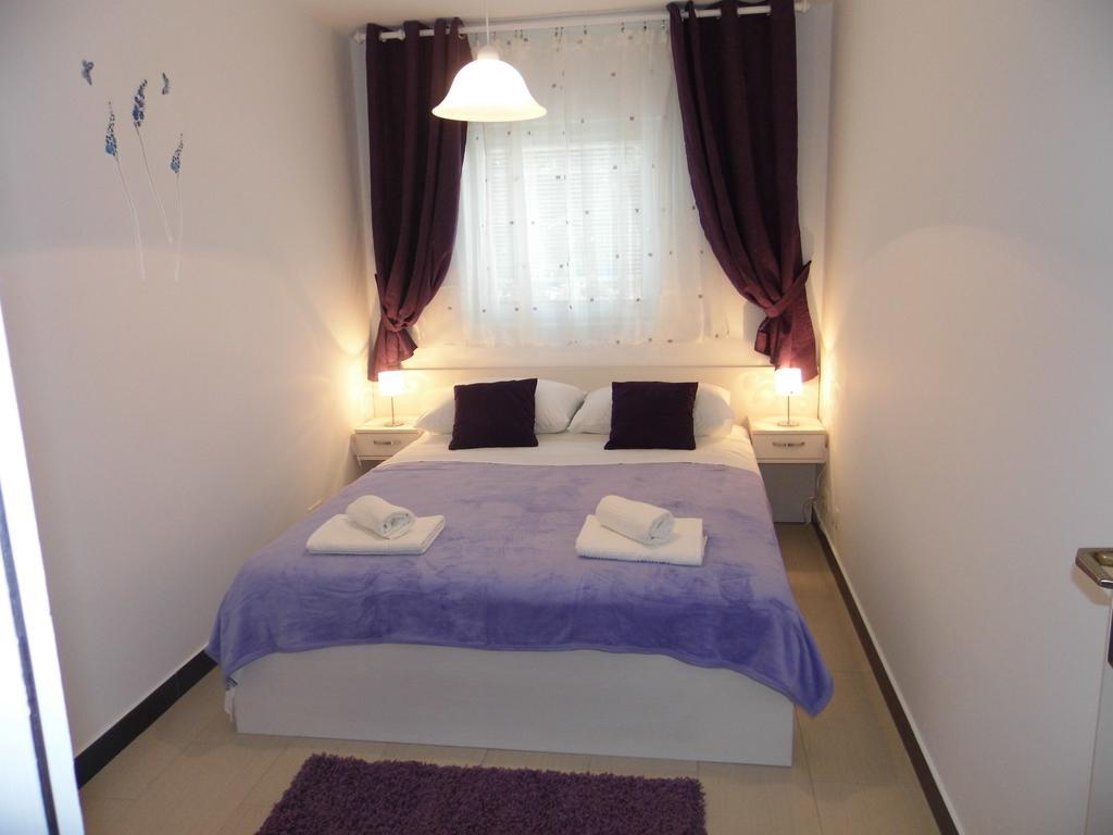 Apartments Mirakul زادار الغرفة الصورة